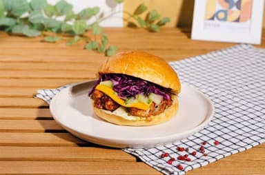 Korean Chicken Sandviç
